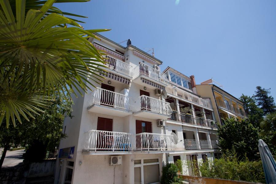 A Window On Rovinj Apartment Bagian luar foto