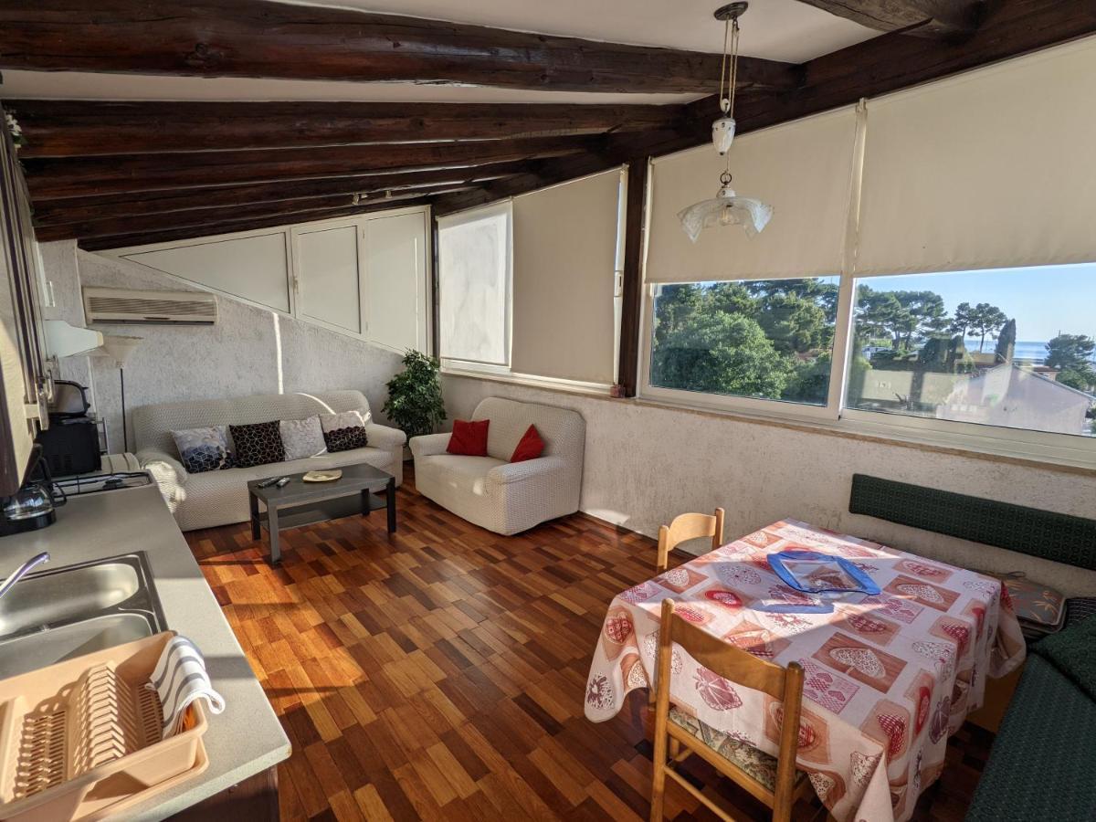 A Window On Rovinj Apartment Bagian luar foto