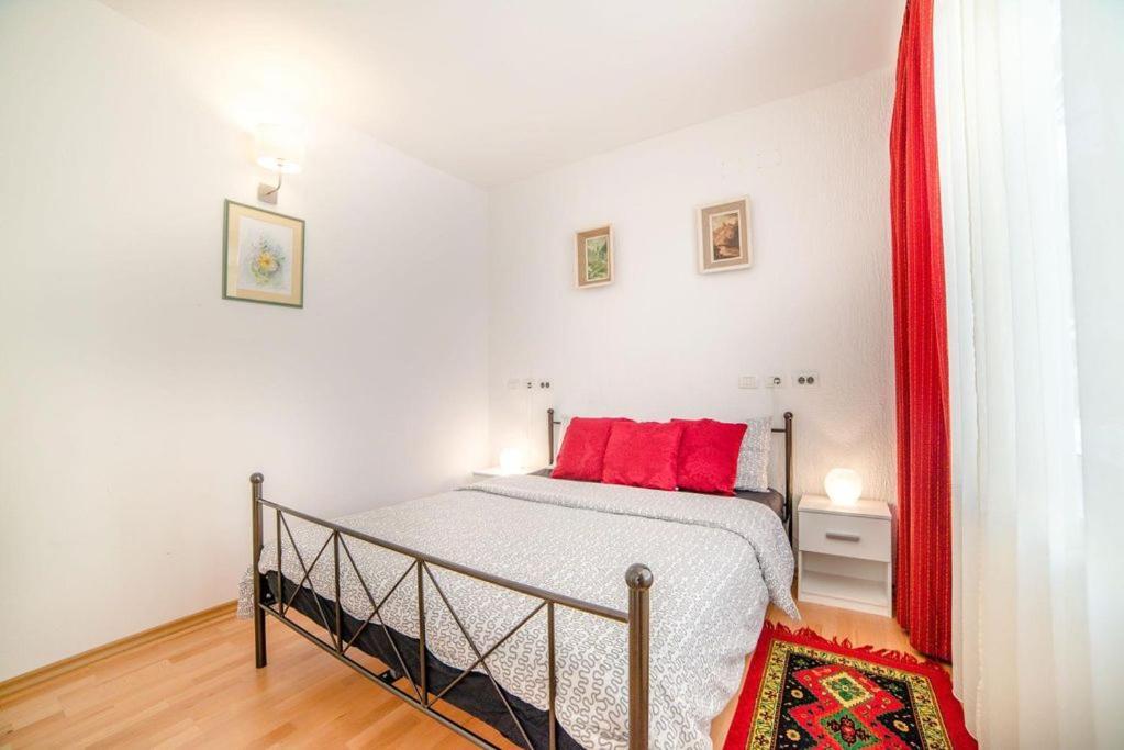 A Window On Rovinj Apartment Bagian luar foto